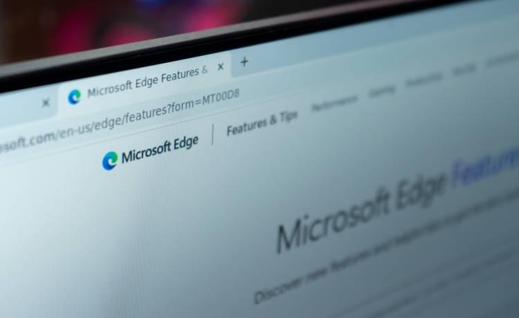 Microsoft Edge, fot. Shutterstock/cfalvarez