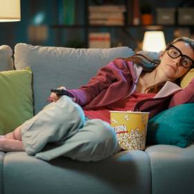 Oglądasz seriale godzinami? Naukowcy ostrzegają przed jednym