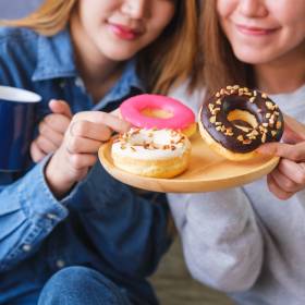 Masz nagłą ochotę na chipsy lub czekoladę? To twój organizm bije na alarm