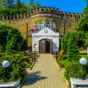 Masz dość kolejek? Oto 3 najrzadziej odwiedzane kraje Europy, które musisz zobaczyć w 2026 roku