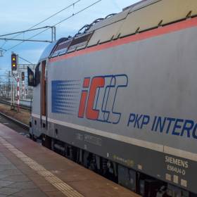 Nocna przerwa w sprzedaży biletów PKP Intercity. Podróżni powinni to wiedzieć