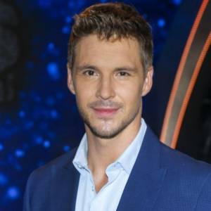 Mikołaj Roznerski na rodzinnej fotografii. Tak pozował z uroczym chłopcem! "Dwa słodziaki"