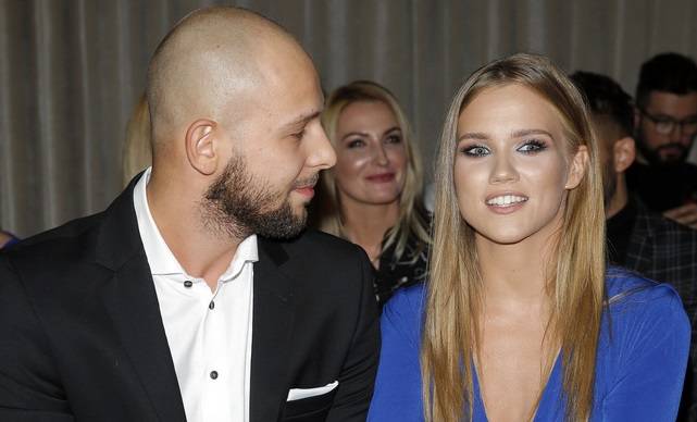 Agnieszka Kaczorowska i Maciej Pela na zdjęciu z córką. "Moja żona to bohaterka" - przyznał ukochany aktorki                                                                 