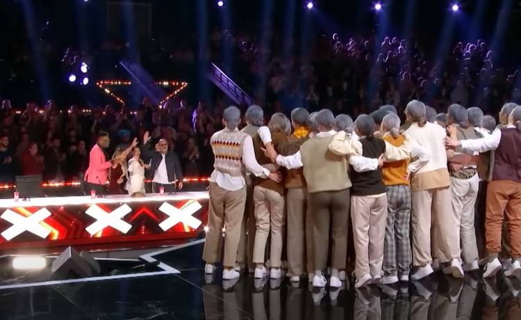 Wszyscy jurorzy nacisnęli "złoty przycisk"! Niecodzienna sytuacja w "Mam talent" [WIDEO]                                 