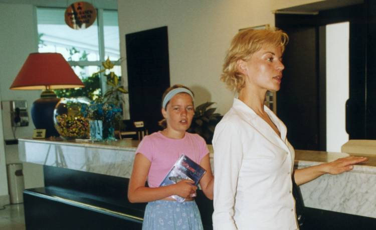 Małgorzata Foremniak z córką Olą, 2001 r., fot. AKPA