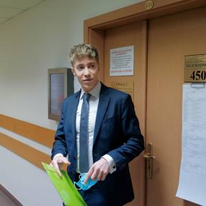 Skarb Państwa kontra najmłodszy polski milioner. Piotr Kaszubski walczy w sądzie