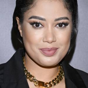 Patricia Kazadi pręży ciało przed obiektywem. Lateksowy strój robi wrażenie! "Bogini" [WIDEO]