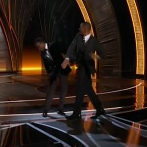 Will Smith przeprosił za skandal na gali Oscarów. Grozi mu utrata statuetki?