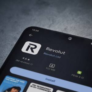 Masz aplikację Revolut? Zobacz, jak oszuści mogą ukraść twoje oszczędności
