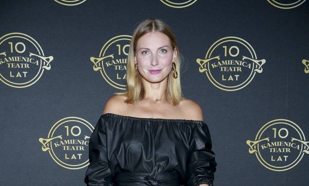 Joanna Moro pręży gołe ciało na mrozie. "Gorąca kobieta" [ZDJĘCIA]