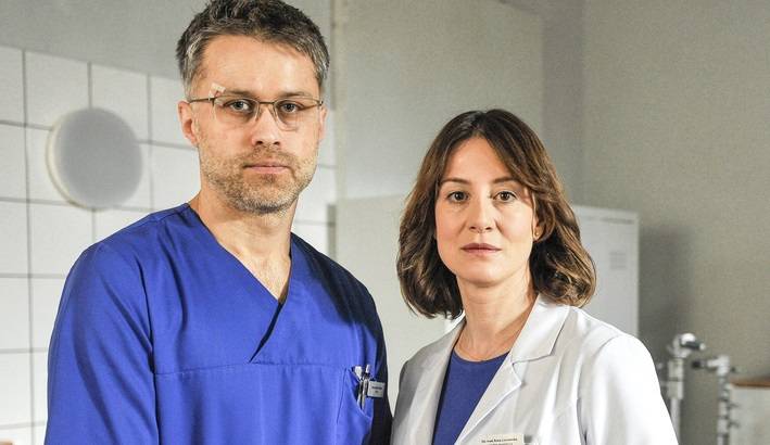 "Diagnoza" - Michał na stole operacyjnym! Czy lekarz przeżyje wypadek?                                                                       