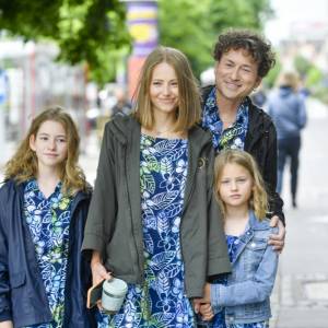 Agata  Rubik pochwaliła się zdjęciem ze starszą córką. Helena wyrosła na piękną nastolatkę. "Jak siostry" [FOTO]