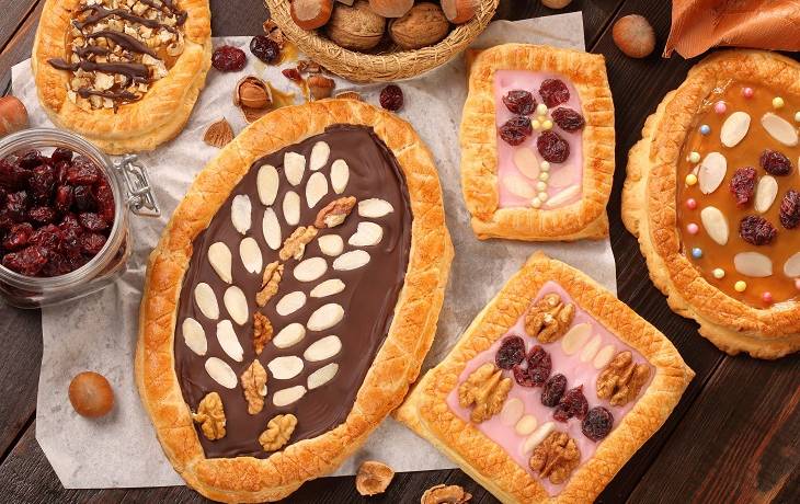 Wielkanocny mazurek daktylowo-czekoladowy według przepisu Anny Lewandowskiej                                          