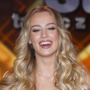 Wiktoria Gąsiewska na słodkim kadrze z łóżka! Nie jest sama. Znalazła ukojenie po rozstaniu ze Zdrójkowskim?