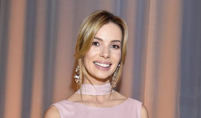 Izabela Janachowska w Paryżu. Widać już ciążowy brzuszek!