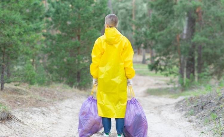 Co do fioletowego worka na śmieci? Fot. Shutterstock