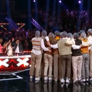 Wszyscy jurorzy nacisnęli "złoty przycisk"! Niecodzienna sytuacja w "Mam talent" [WIDEO]                                 