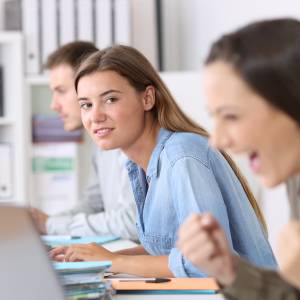 Tak mówią osoby zazdrosne: 5 typowych zwrotów