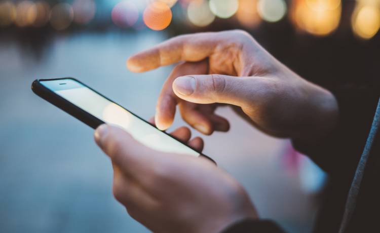 Wśród nich znalazł się Tinder. Aplikacje randkowe ujawniły plany wojenne Putina 