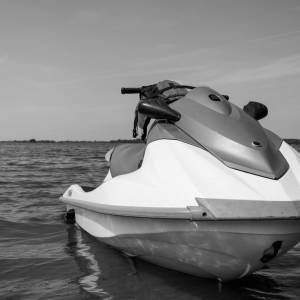 W Albanii motorówka uderzyła w 7-latkę. Dziewczynka nie żyje