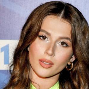 Roksana Węgiel zrobiła sobie selfie w bikini. Krytyka nie robi na niej wrażenia [ZDJĘCIE]