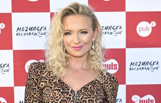 Barbara Kurdej-Szatan w zielonym bikini. Aktorka pokazała gorące zdjęcia z kąpieli [FOTO]