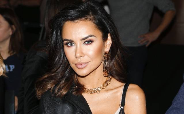 Natalia Siwiec nachyla się i odsłania biust. Mówi o perypetiach w Meksyku! 