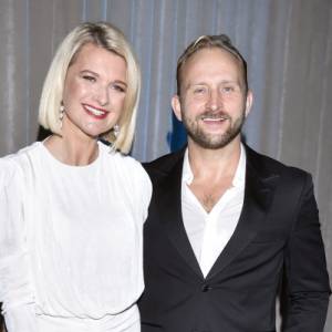 Borys Szyc z ukochaną. Intymne kadry robią wrażenie. "Obłędnie ujęcia" [FOTO]