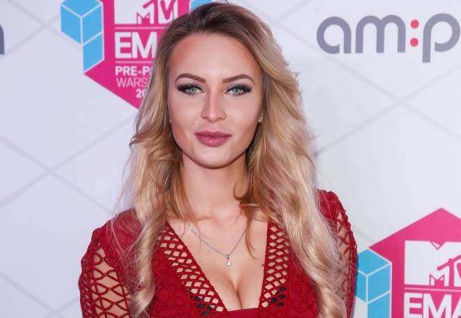 Mała Ania z "Warsaw Shore" z gigantycznym, ciążowym brzuchem. Tak wygląda na finiszu ciąży! [ZDJĘCIE]           