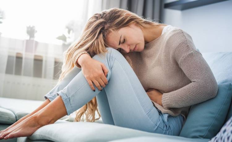 Endometrioza – cicha choroba dotykająca miliony kobiet. Na czym polega i jak się objawia?