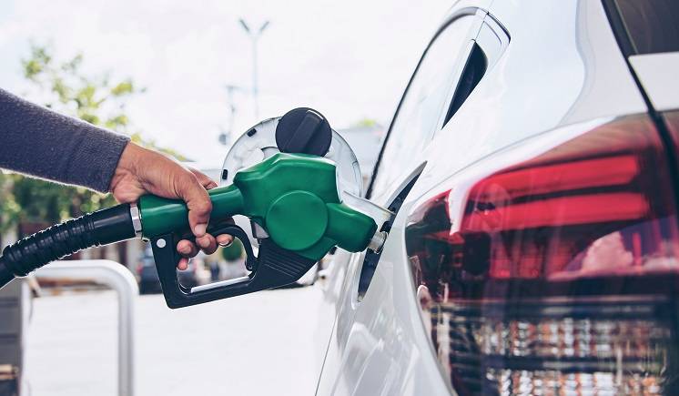 Szykuje się obniżka cen prądu i paliwa? Sejm uchwalił nową ustawę!