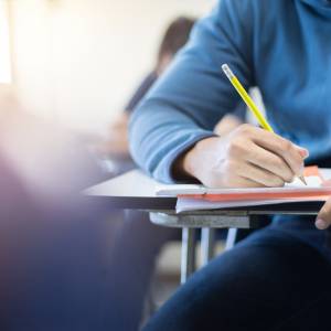 Wyniki matur 2022: jak poszło zdającym? Ile procent zdało egzamin?