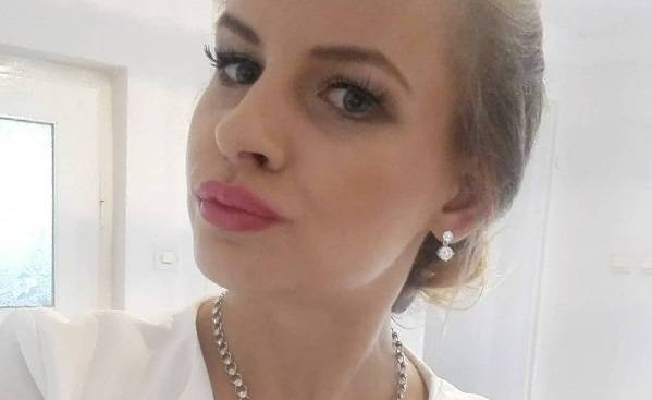 Agata ze "Ślubu..." z dumą eksponuje ciążowe krągłości! Poród już wkrótce [FOTO]