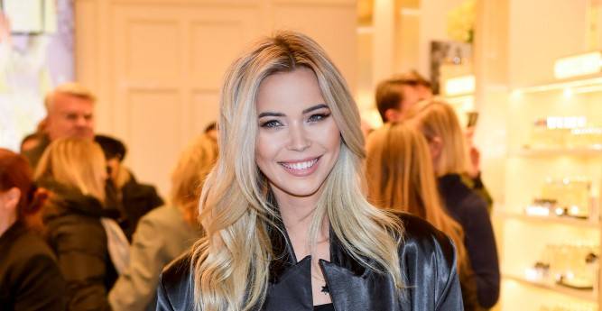 Sandra Kubicka chwali się opalenizną w skąpym bikini. Fani: "Cała na czekoladowo" [WIDEO]