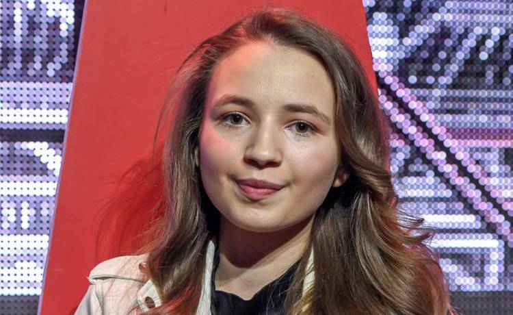 Anika Dąbrowska wygrała drugą edycję "The Voice Kids". Jak wygląda dziś? To już dorosła kobieta [FOTO]