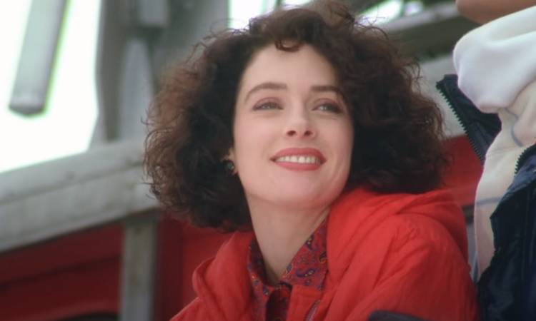 37 lat temu pojawiła się w teledysku do "Last Christmas". Dziś jest nie do poznania! Jak wygląda Kathy Hill?                    