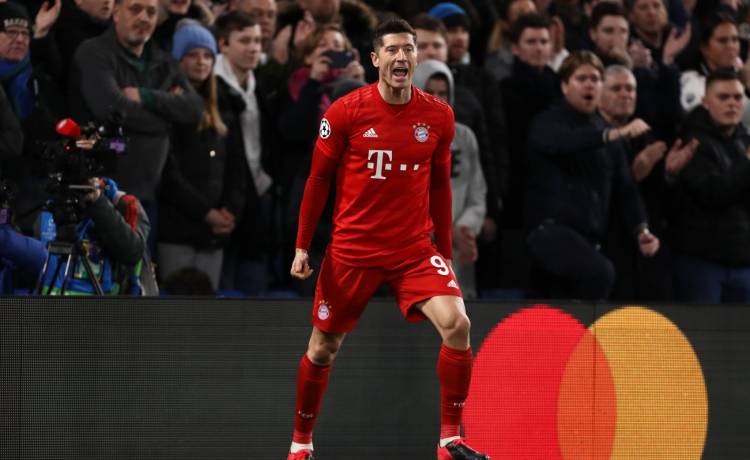 Lewandowski padł ofiarą szantażu przez byłego agenta? Jest oficjalny pozew przeciwko Kucharskiemu