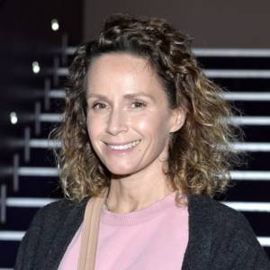 Monika Mrozowska w stroju kąpielowym. Aktorka "Rodziny zastępczej" zachwyca pół roku po porodzie [ZDJĘCIA]