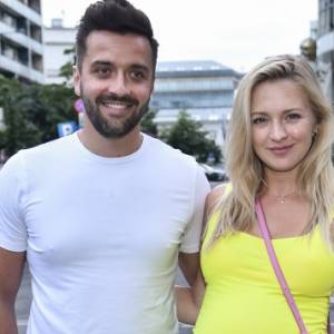 Syn Barbary Kurdej-Szatan na nowym zdjęciu. Śpiący Henio tuli się do taty!            