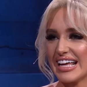 Caroline Derpienski w "Damach i wieśniaczkach". Szok, co wyszło przed emisją! [WIDEO]