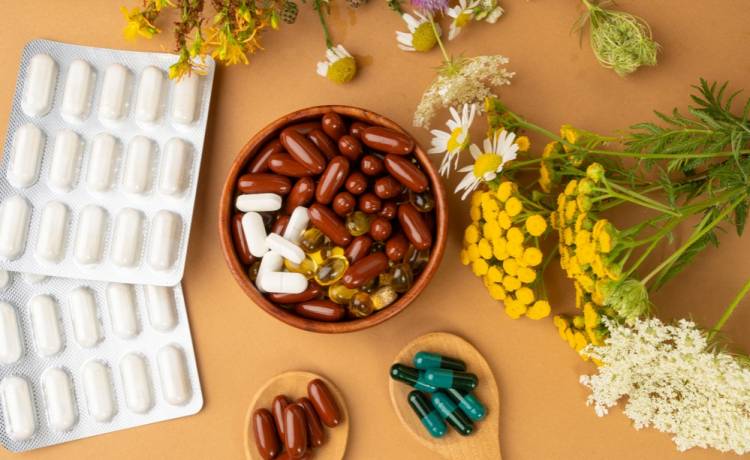 Nie łącz tych witamin! Osłabiają swoje działanie, fot. Shutterstock