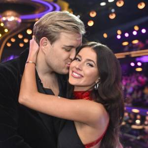 Roksana Węgiel powiedziała „tak” w kościele. Co wiadomo o jej partnerze? 