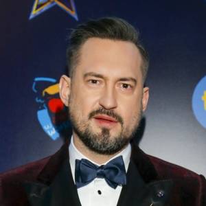 Kolejna gwiazda TVN padła ofiarą oszustów. Marcin Prokop ostrzega fanów