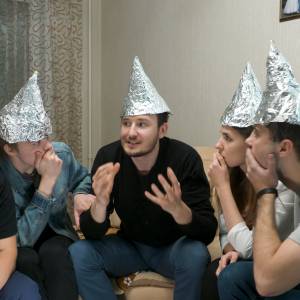 Teorie spiskowe. TOP 5 zaskakujących historii, które mrożą krew w żyłach