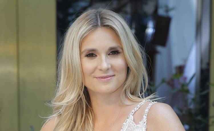 Kajra w sukience z prześwitami. Od kreacji trudno oderwać wzrok! "Królowa" - komentują internauci 