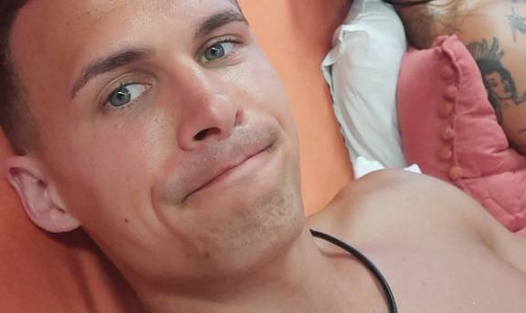 "Love Island 7". Kolejne szokujące zachowanie bohaterów! Mateusz i Beata dadzą się ponieść chwili. "Masakra" - komentują widzowie 