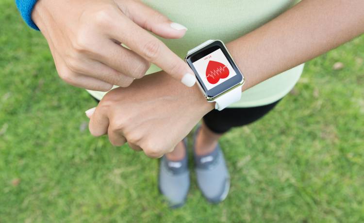 Apple Watch pomógł w wykryciu nowotworu. Zegarek uratował życie kobiety