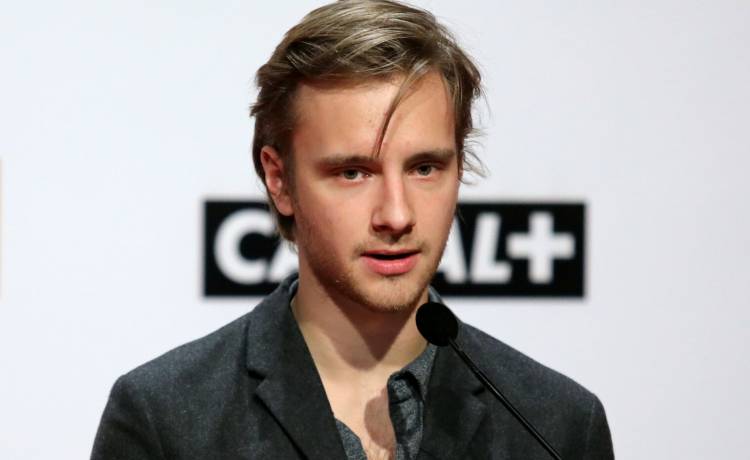 Maciej Musiał bez koszulki? Aktor zdradził, jak przygotowuje się do rozbieranych scen