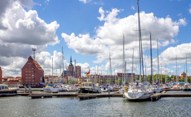 Sina Ettmer Photography/Shutterstock