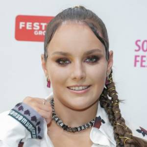 Ewa Farna pokazała zdjęcie z mężem. Para obchodzi 10. rocznicę związku [FOTO]